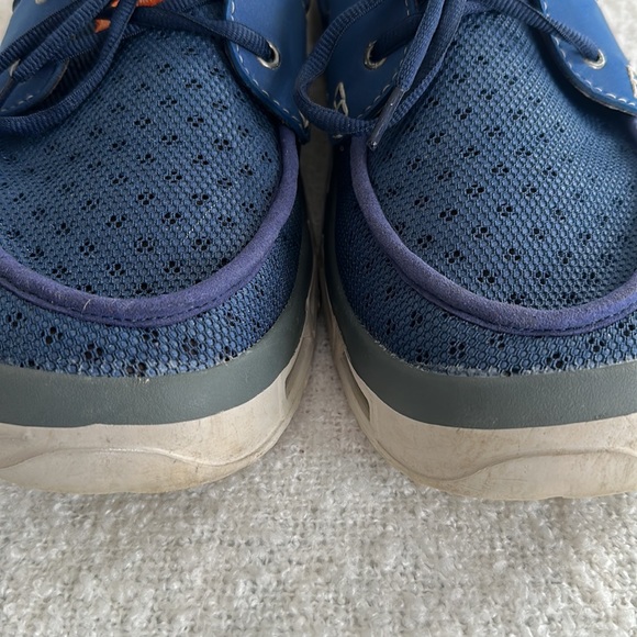 Soft Science size 16 lace up shoes - Picture 4 of 6